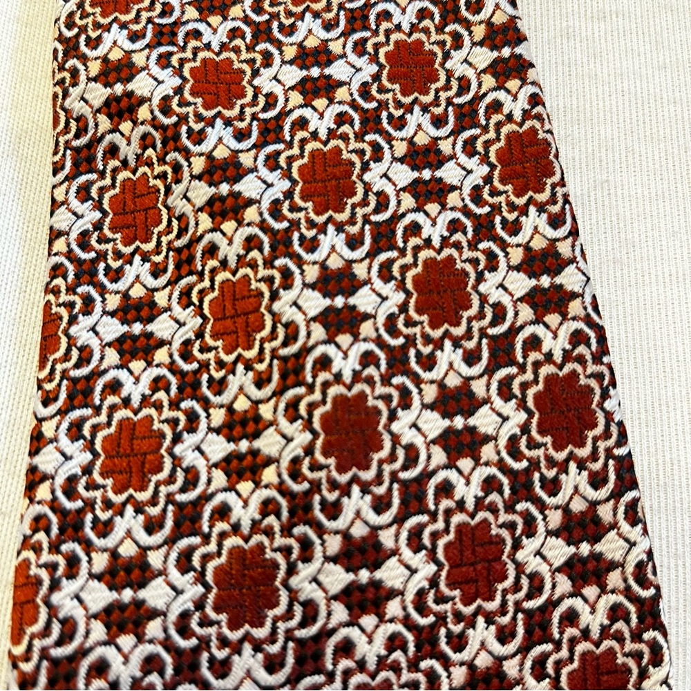 ‘70s tie